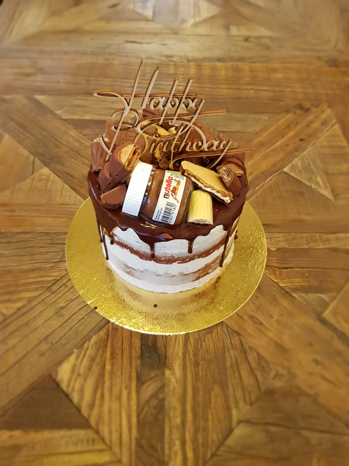 Ferrero-Drip-Cake